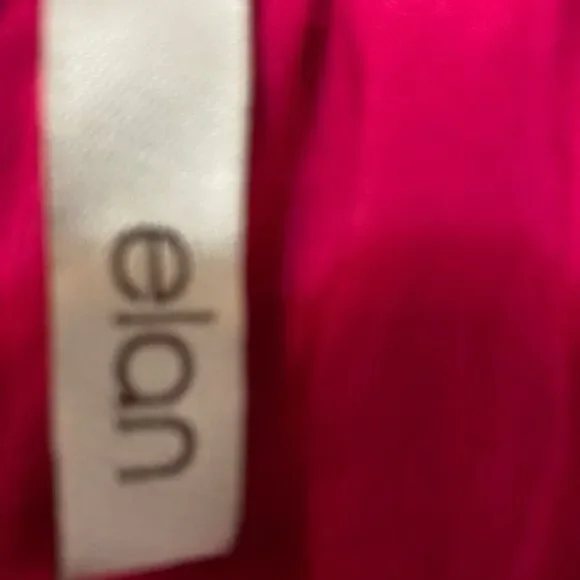 Elan Pink off the shoulder bell sleeves tunic. size OS - Picture 4 of 4